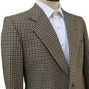 Westbury Austria Heavy Wool Blend 44S Houndstooth tweed Sport Coat 2Vent 2button